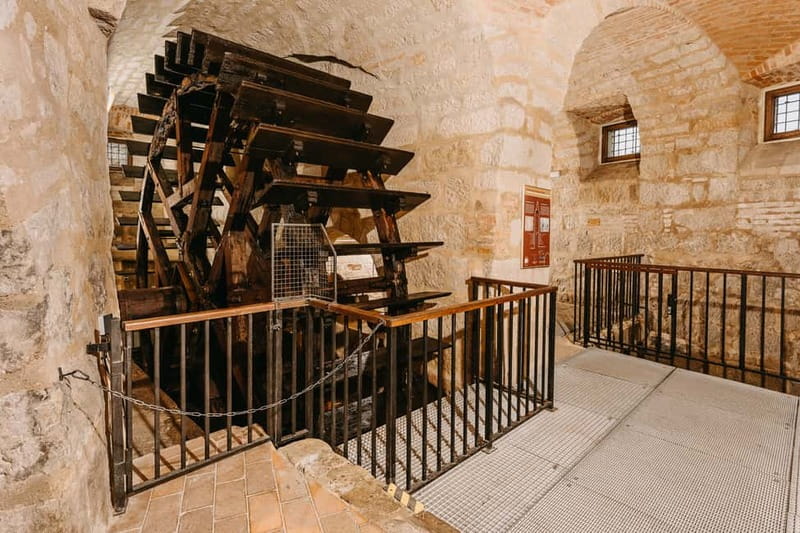 Pilsen: Historic Underground Tour with a Glass of Beer - Key Points