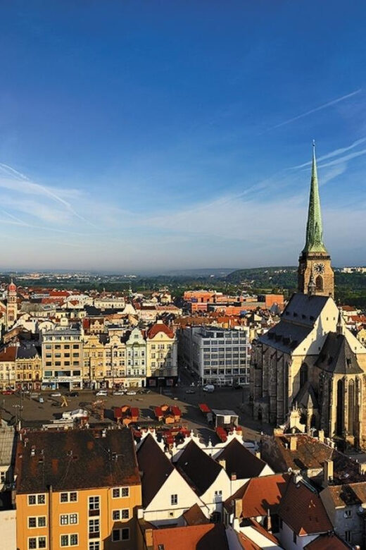 Pilsen: Old Town Guided Walking Tour - The Cultural Significance of Key Landmarks