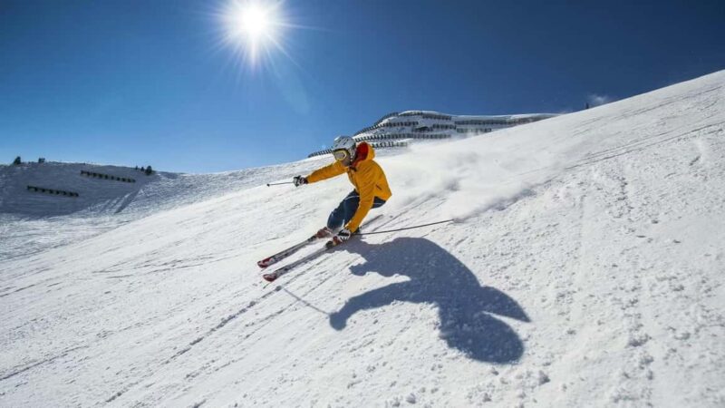 pindlerv Mlýn: Adult Ski Lessons for All Levels - What Makes These Ski Lessons Stand Out in pindlerv Mlýn?