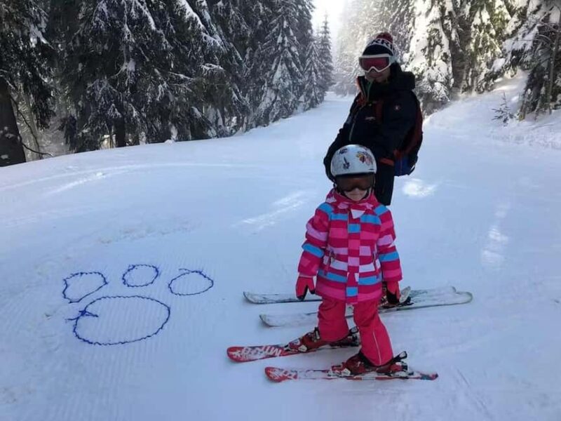 pindlerv Mlýn: Private Ski Lessons for Kids - Multi-Language Instruction and Flexibility
