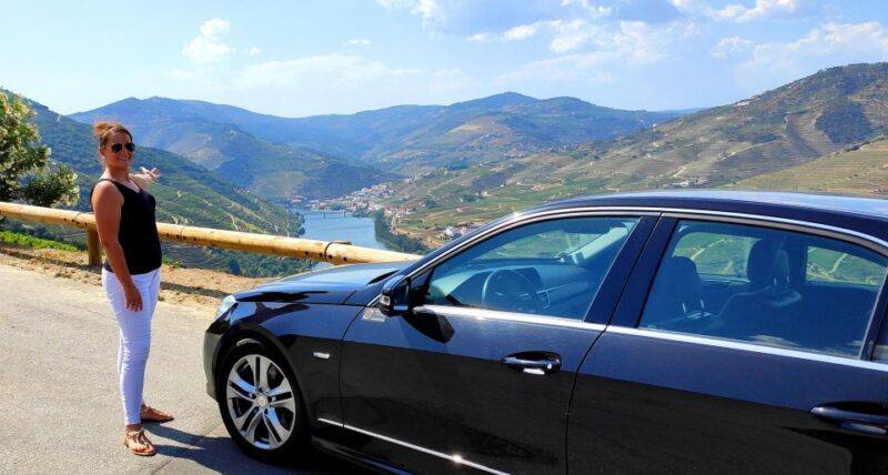 Pinhão: Douro Valley with Wine Tasting, Boat Trip and Lunch - Discover the Douro Valley with an Expert Guide from Pinhão