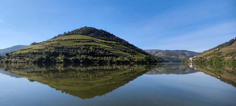 Pinhão Experience: Wine Tasting, Lunch, and Rabelo Boat - Key Points