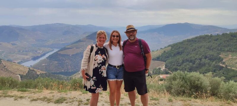 Pinhão Experience: Wine Tasting, Lunch, and Rabelo Boat - Pinhão Station and the Tile Murals