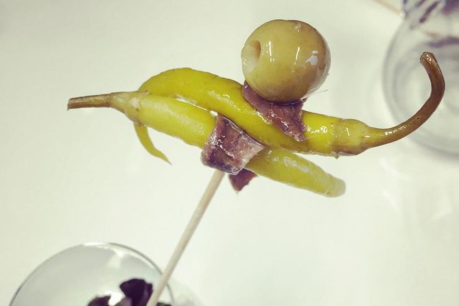 Pintxo and Tapas tour with local Food Expert - Discovering Bilbao’s Hidden Stories