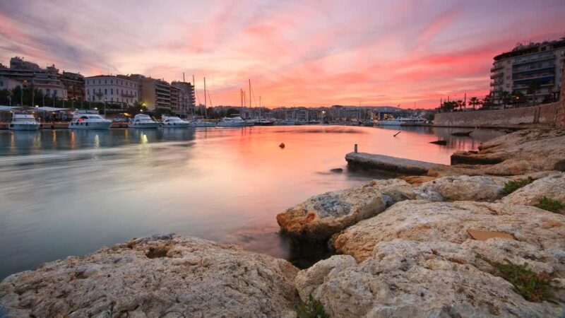 Piraeus Port: Athens Beach Escape & Vouliagmeni Lake - Explore the Athenian Riviera from Piraeus Port for Just $30