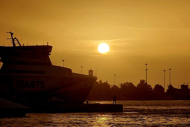 Piraeus Port & Marriott Transfer to Airport by Mercedes-Benz E Class Wagon - The Experience of a Professional, English-Speaking Driver