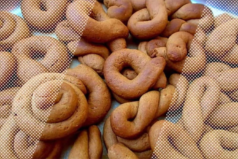 Piraeus: Walking Food Tour with 8 Tastings - Discovering Mandragoras: A Spice Shop with History