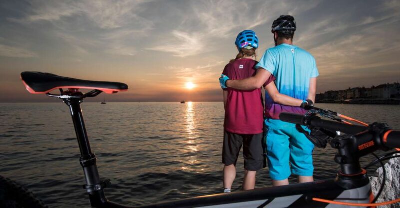 Piran: e-bike&burger in Istria - Savor a local burger with regional ingredients in Portoro