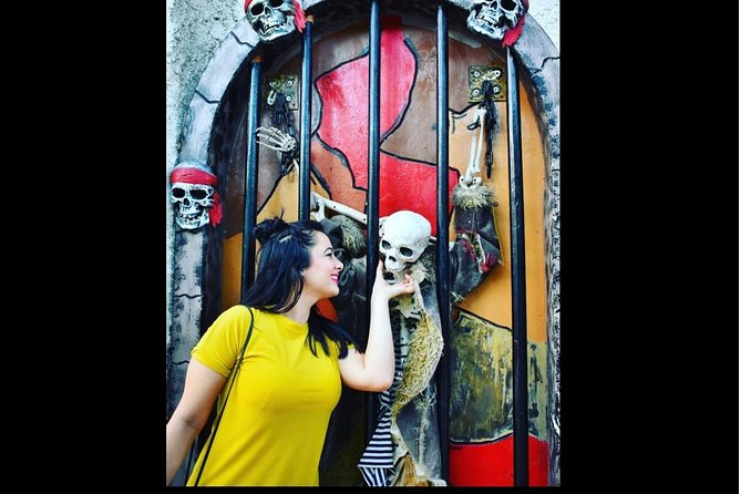 Pirate Show in Cancun! Dinner & drinks - Meeting Point and Timing: How to Join the Adventure