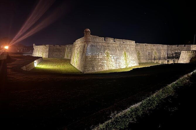 Pirates and Privateers Cocktail Tour in St Augustine - Discovering Defensive Structures and Fortifications