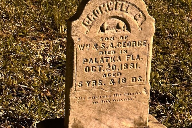 Pirates and Privateers Cocktail Tour in St Augustine - The Role of Guides in Bringing the Tour to Life