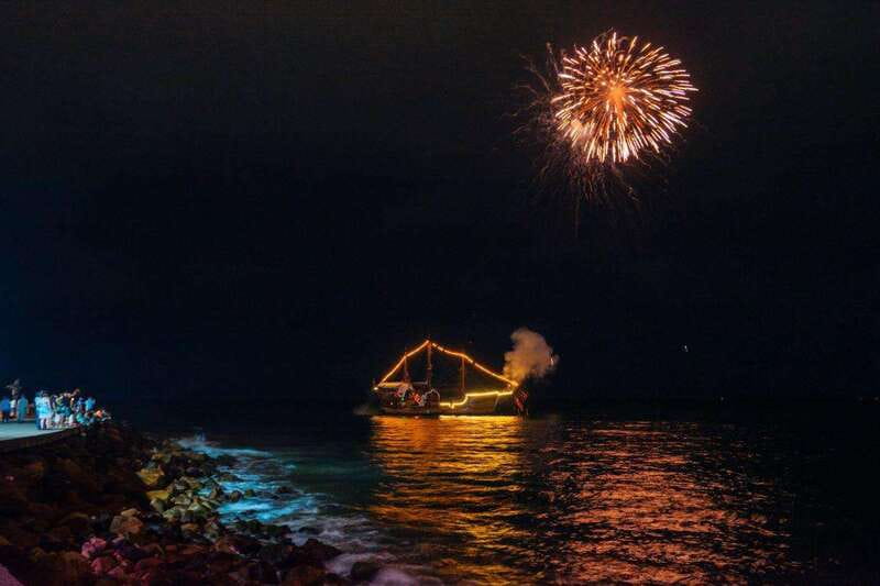 Pirates of the Bay - Night Tour - Spectacular Fireworks and Special Effects