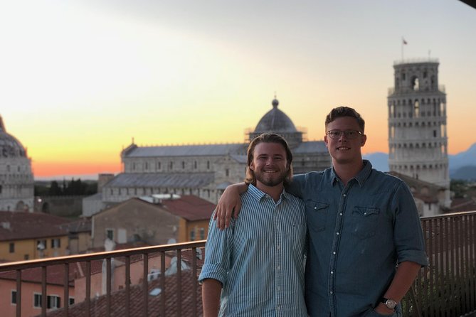 Pisa guided tour and Wine tasting with Leaning Tower ticket (option) - Logistics: Meeting Point and Group Size