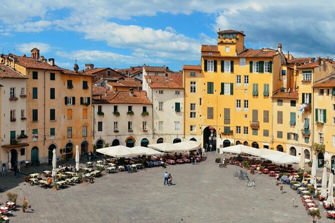 Pisa, Lucca, and Lunch at a Tuscan Winery from Livorno - Exploring Pisa’s Famous Campus of Miracles
