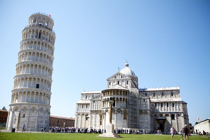 Pisa Private Walking Tour - Practical Details: Meeting Point and Tour Logistics