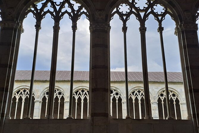 Pisa's Leaning Tower Climbing, Cathedral, Cemetery and Baptistery guided visit - Expert Guides Ensuring a Personal Experience