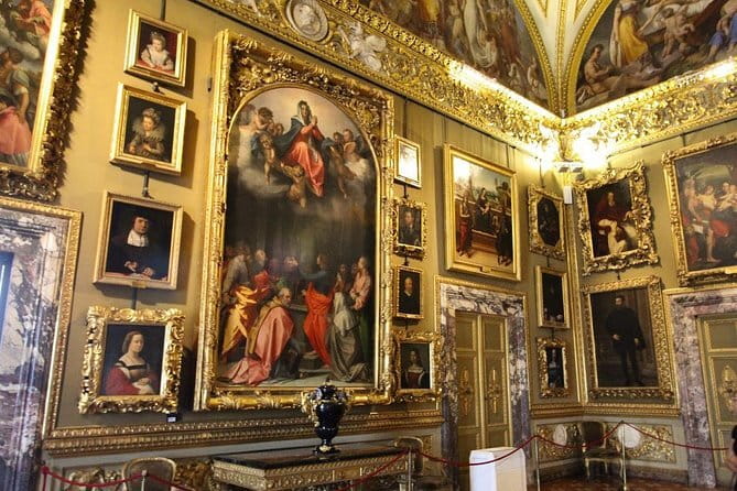 Pitti Palace - Private Tour At Galleria Palatina Incl. Tkts To Boboli Gardens - The Baroque Charm of the Palatine Chapel