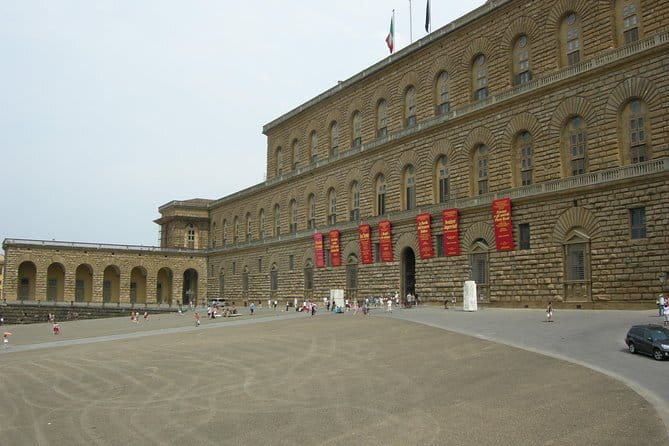 Pitti Palace Small Group Tour - Explore Florences Iconic Pitti Palace with Ease and Insight