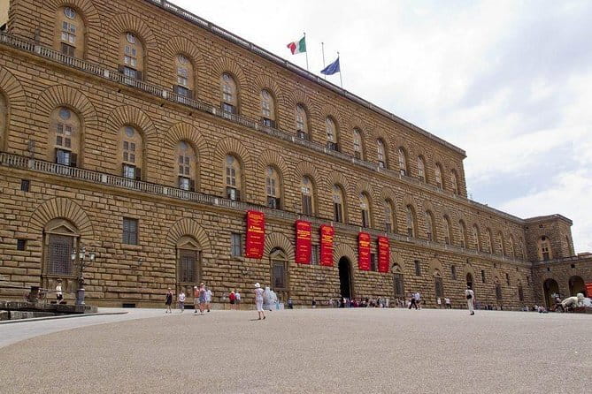 Pitti Palace Small Group Tour - Key Points
