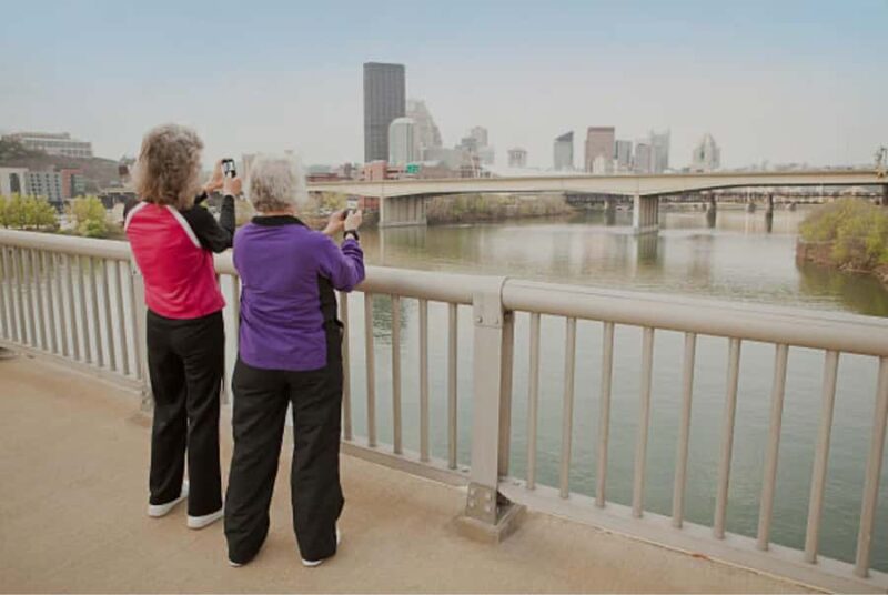 Pittsburgh: Private Family-Friendly Walking Tour - Visiting the David L. Lawrence Convention Center