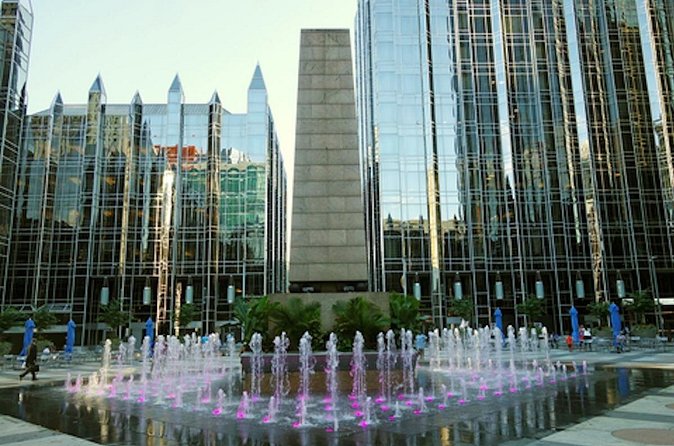 Pittsburgh's Downtown Smartphone Guided Audio Walking Tour - Stories of Streets and Famous Landmarks