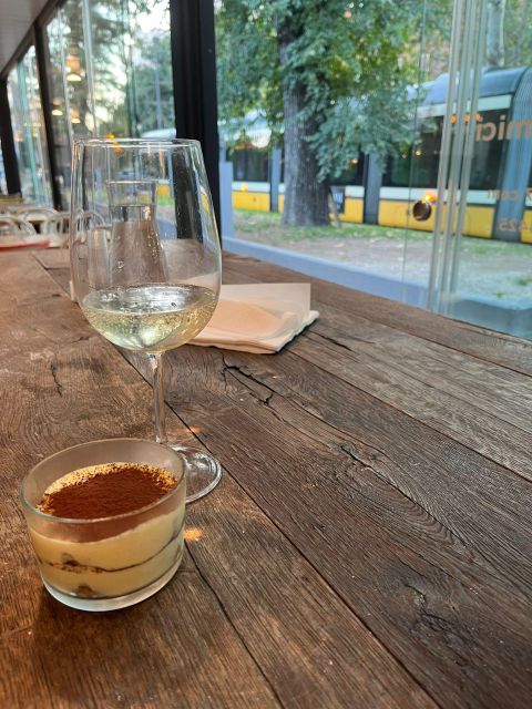 Pizza and Tiramisu Cooking Class with Wine in Milan - Key Points