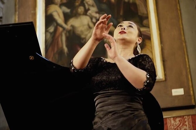 Pizza Dinner and Italian Opera Arias Concert in Florence - Experience Florence with a Unique Dinner and Opera Concert for $79.10