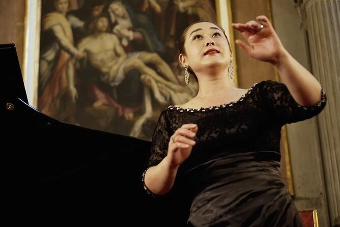 Pizza Dinner and Italian Opera Arias Concert in Florence - Behind-the-Scenes: Whats Included and Whats Not