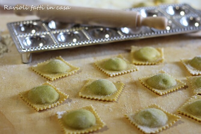 Pizza Making Class in Sanremo - How the Class Builds Your Perfect Pizza Dough