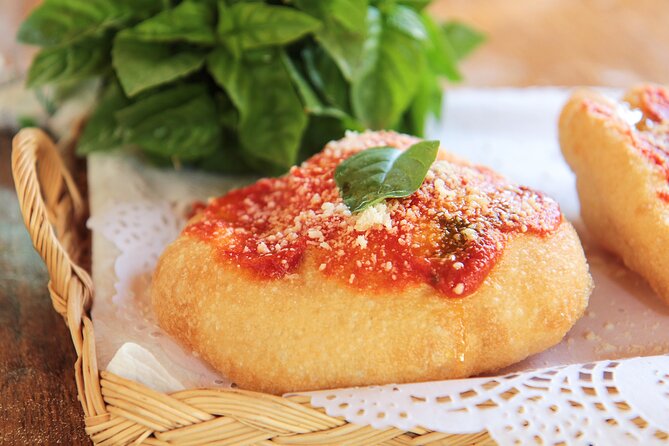 Pizza making classes and tastings - Discover the Art of Making Neapolitan Pizza in Ischia