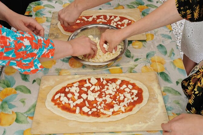 Pizza Masterclass and Wine Tour in the Minardi Vineyard - Vineyard and Farmhouse Tour in Frascati