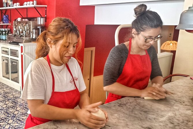 Pizza Training Experience. Como Area - The Social Atmosphere of the Small Group Class