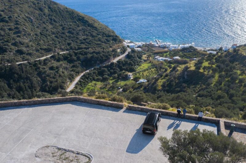 Plaka: Milos Highlights Private Tour with Hotel Pickup - Visiting Sarakiniko Beach: The White Rocks