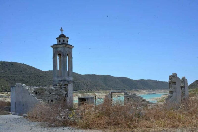 Platres & Omodos: Tour with Wine, Chocolate, Walks & Clicks - Discover Cyprus’s Mountain Charm on a Small-Group Tour