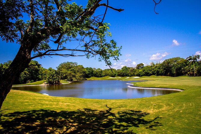 Play Hard Rock Golf Course - Playing the 18 Holes in a Scenic, Challenging Setting