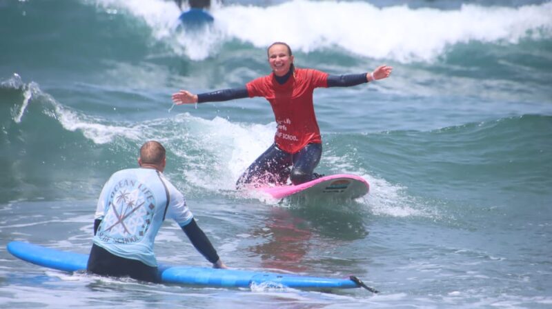 Playa de Las Americas: Surfing Group Lesson - Equipment, Facilities, and Comfort