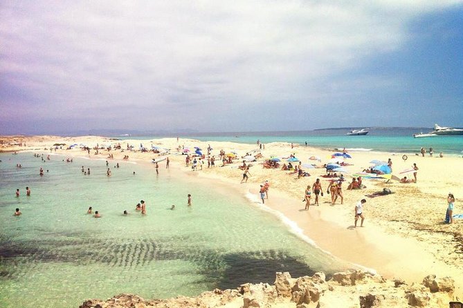 Playa de Ses Illetes Sailboat Full Day Private Trip - Use of Snorkel Equipment and Stand-Up Paddleboards