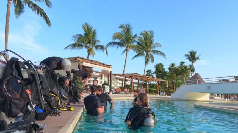 Playa del Carmen: Introductory Scuba Diving at Coral Reefs - What the Guided Tour Includes and Excludes