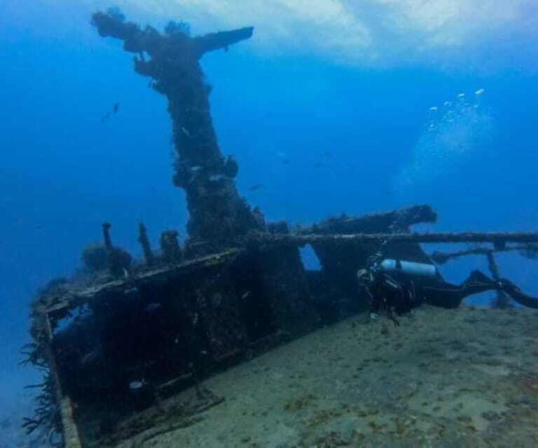 Playa del Carmen: MamaViña Wreck & Reef for Certified Divers - Limitations and Considerations