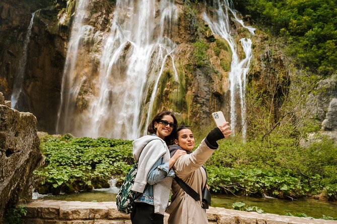Plitvice Lakes and Rastoke Tour w/ ticket (ENG/ESP) - Key Points