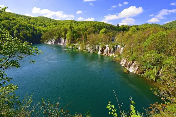 Plitvice Lakes Day Tour from Rijeka, Simple & Safe - Entering Plitvice Lakes National Park: Ticketing and Information