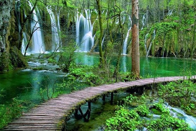 Plitvice Lakes - Day Tour with Boat Ride - TICKETS RESERVED - The Beauty of the Lakes and Waterfalls