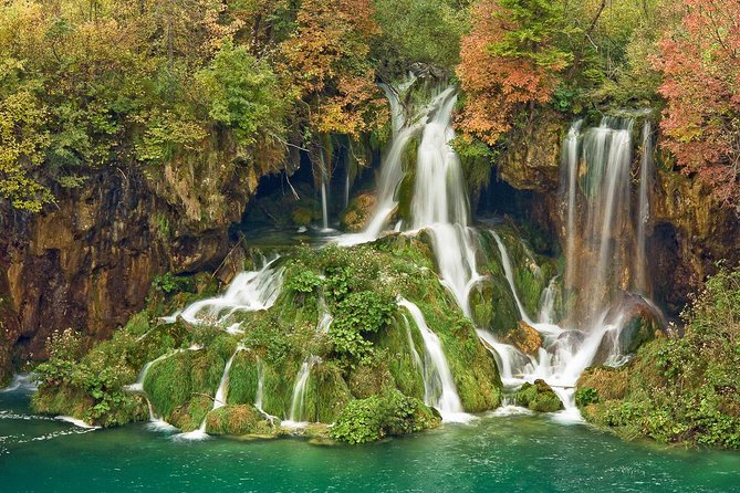 PLITVICE LAKES FROM IBENIK or ZADAR - Discover the Comfort and Convenience of a Private Transfer to Plitvice Lakes