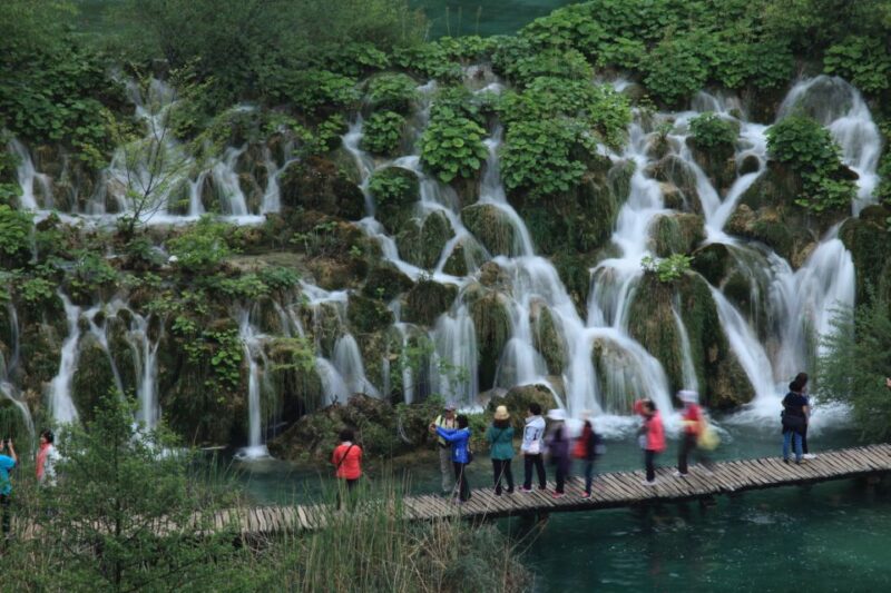 Plitvice Lakes National Park: Day Trip from Omi - How the Tour Begins at Poljiki trg 8A in Omi