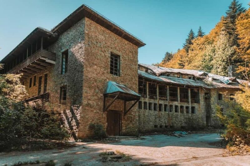 Plitvice Lakes National Park - Inspiration Buggy Tour - Discovering the Underground "KLEK" Complex