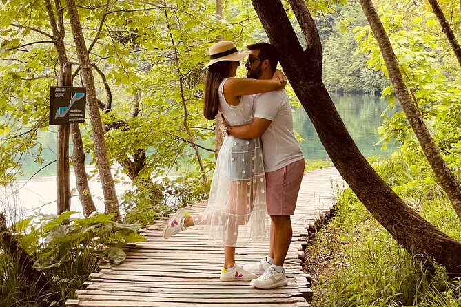 Plitvice Lakes National Park - private day-trip from Zagreb - Guided Tour of Plitvice Lakes: In-Depth Natural Beauty