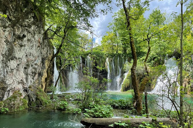 Plitvice Lakes & Rastoke Day Trip from Zagreb with Entry Ticket - How the Tour Begins with Convenient Pickup in Zagreb