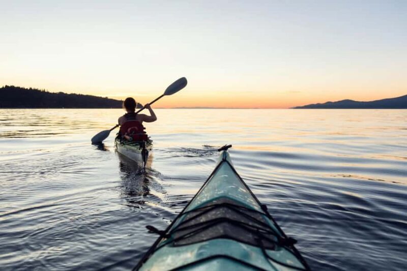 Plymouth: Kayak Rental with Life Jacket and Paddle - Key Points