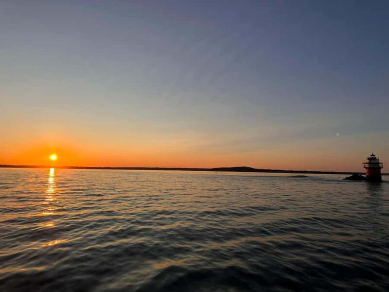 Plymouth, Massachusetts: Clambake at Sea Dinner Cruise - Plymouths Historic Waterfront Setting