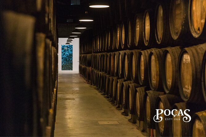 Poças Guided Visit and Port Wine Tasting with Pastel de Nata - What the Itinerary Involves: Cellar Tour and Tasting